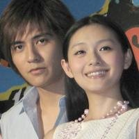 Vic Zhou - Barbie Hsu Makin Mesra